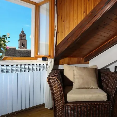 Apartamento Belle Near The Old Town Of *