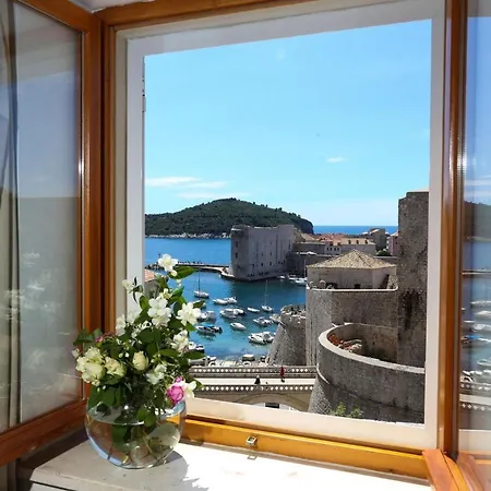 Belle Near The Old Town Of Apartman Dubrovnik